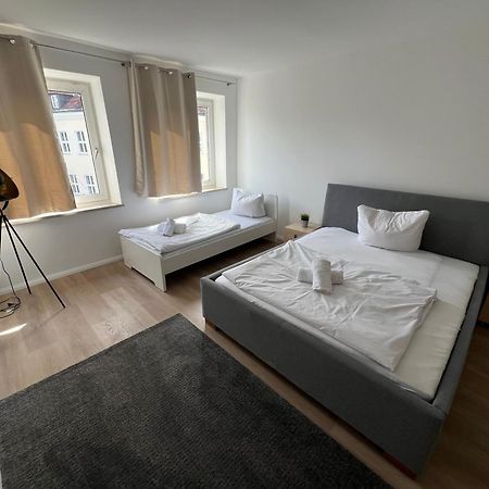 Zentrale Apartments In ไบรอยท์ ภายนอก รูปภาพ