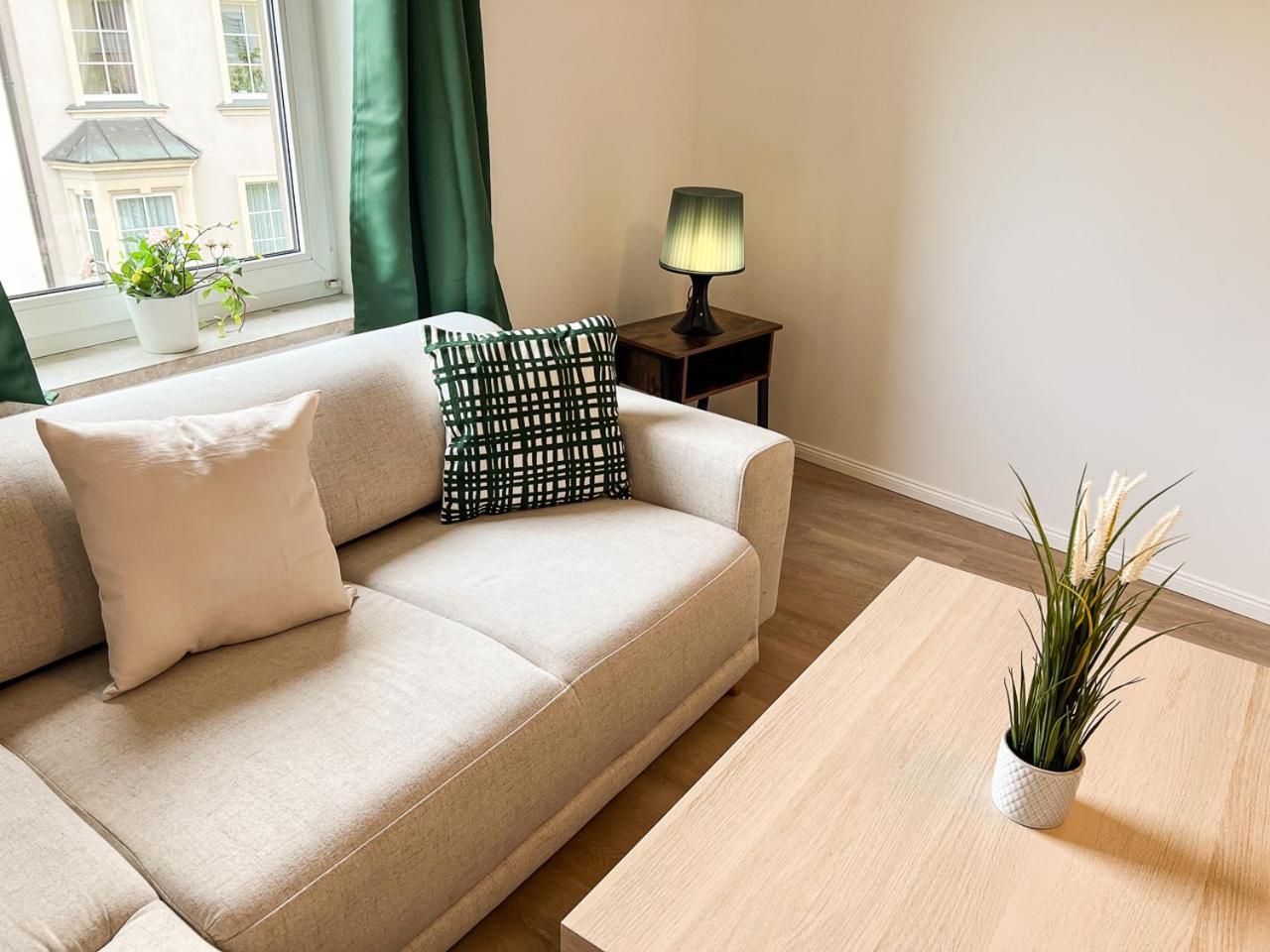 Zentrale Apartments In ไบรอยท์ ภายนอก รูปภาพ