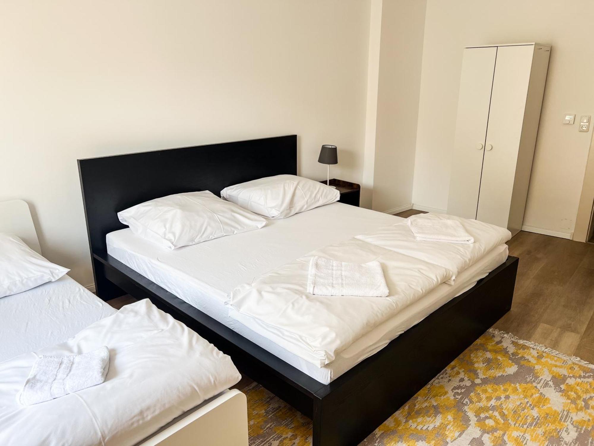 Zentrale Apartments In ไบรอยท์ ภายนอก รูปภาพ